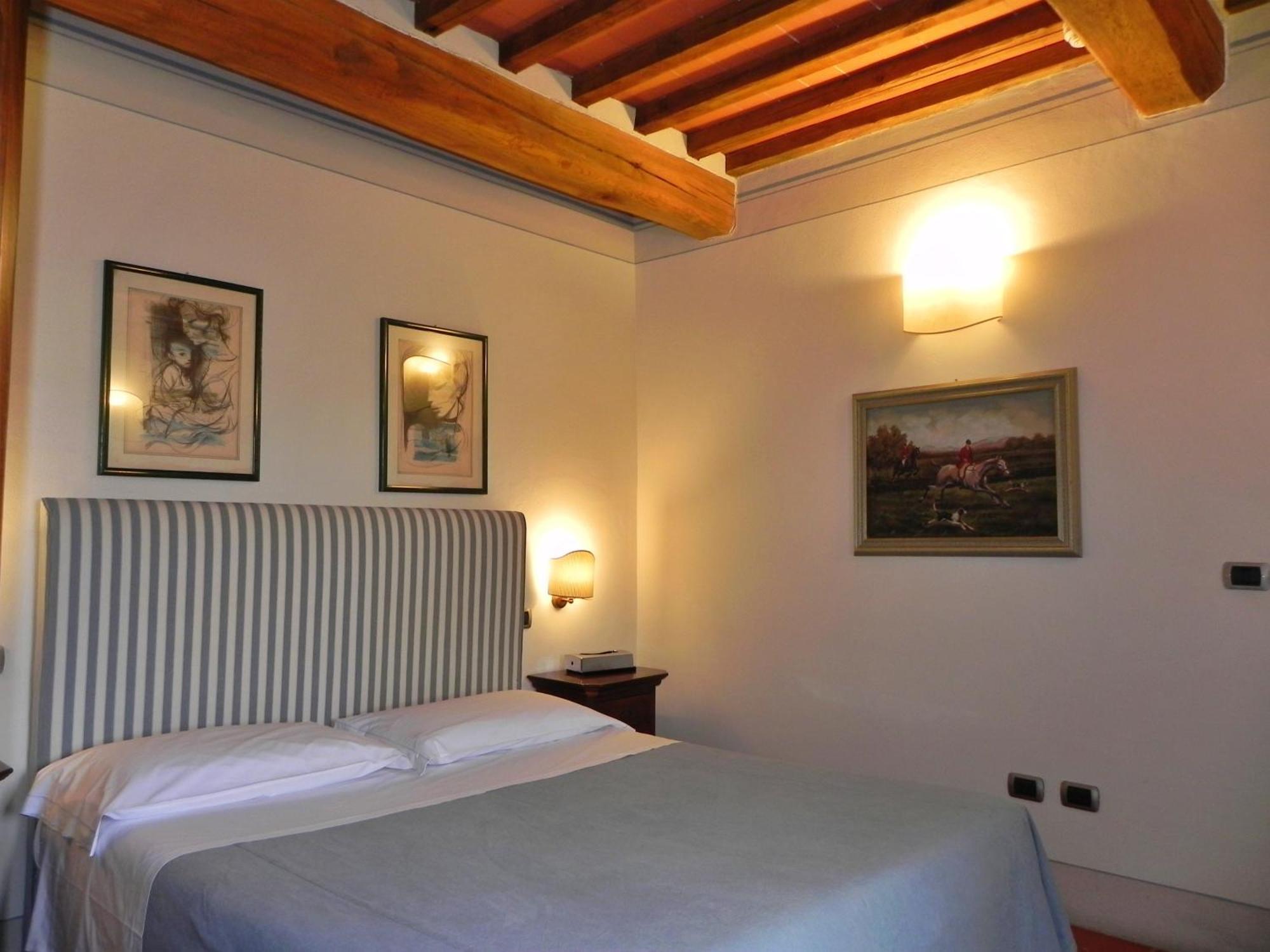 Relais La Martina Hotel Pietraviva Quarto foto